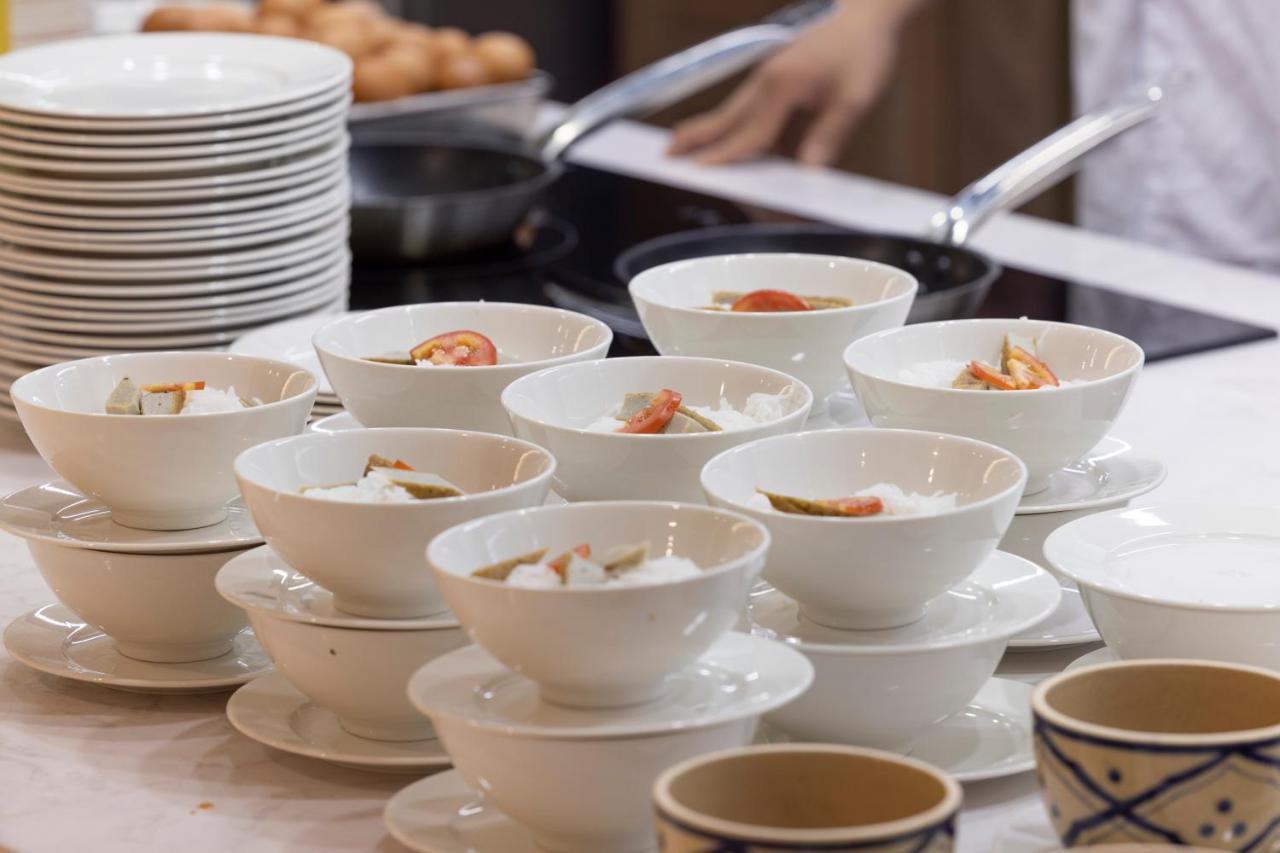 Hotel Miracle Luxury Nha Trang Zewnętrze zdjęcie