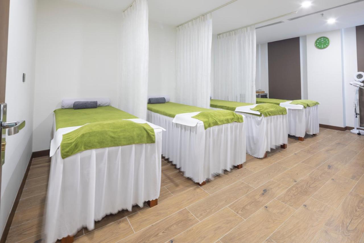 Hotel Miracle Luxury Nha Trang Zewnętrze zdjęcie