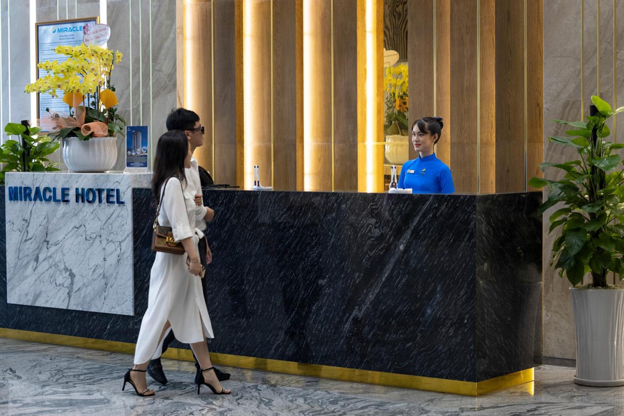 Hotel Miracle Luxury Nha Trang Zewnętrze zdjęcie